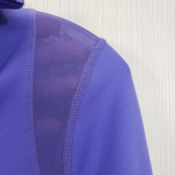 Zella Zippered fleecy jacket with mesh shoulder details - Picture 4 of 15